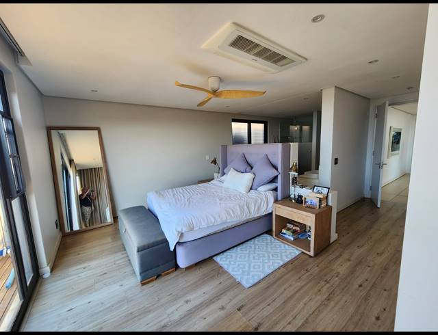 5 BEDROOM HOUSE FOR SALE IN SIBAYA PRECINCT